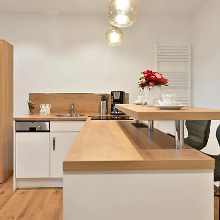 ゲストハウス Ingeborg 3*